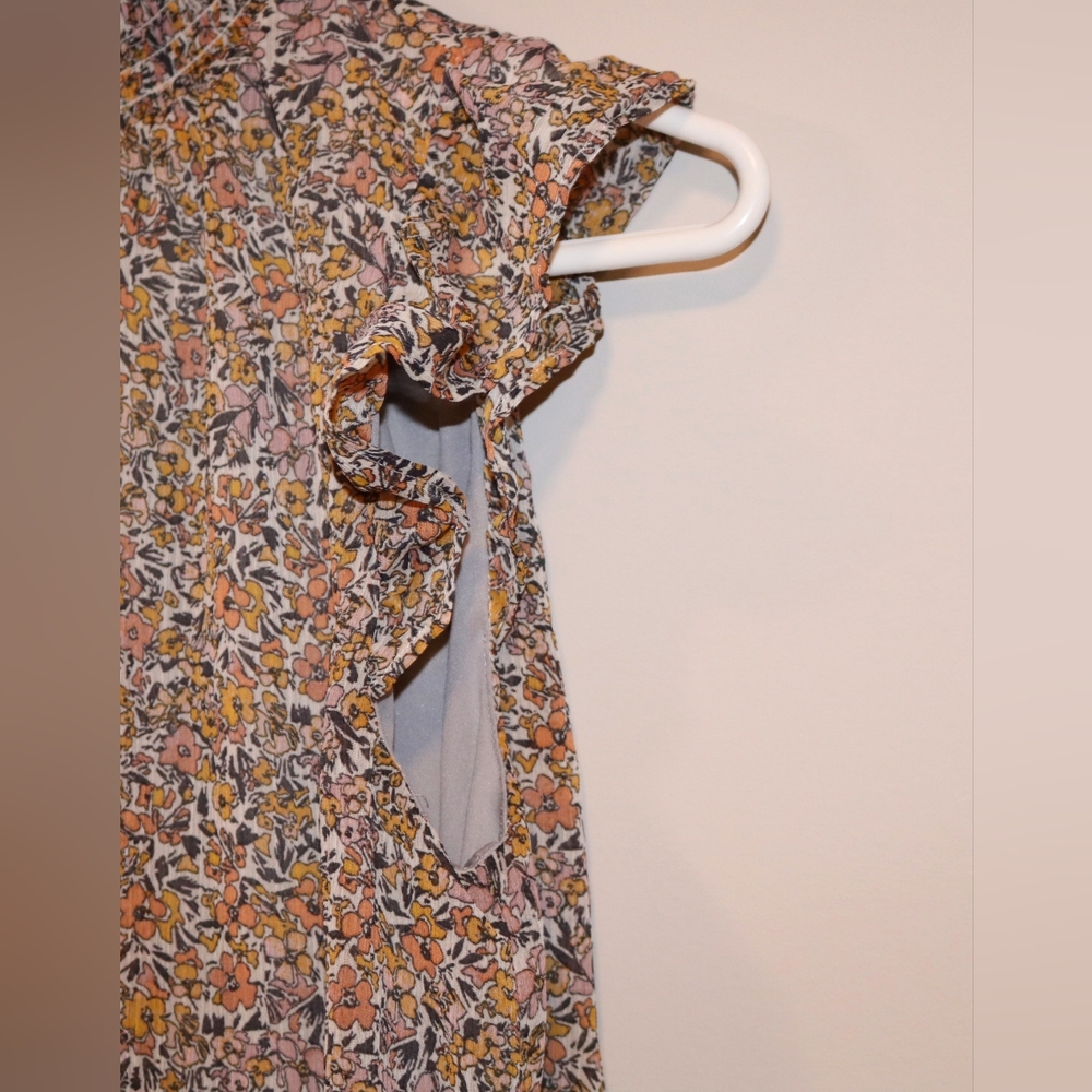 🎈2 for $15!🎈Banana Republic Floral Blouse - Picture 2 of 5